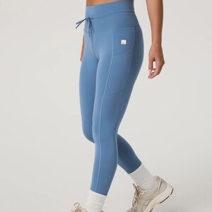 Vuori Women’s Daily Legging French Blue Size med.